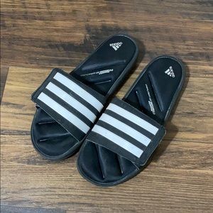 Men’s Adidas Foam Footbed slides